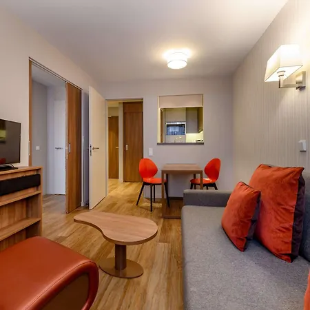 Aparthotel Adagio Frankfurt City Messe Frankfurt am Main Exterior photo