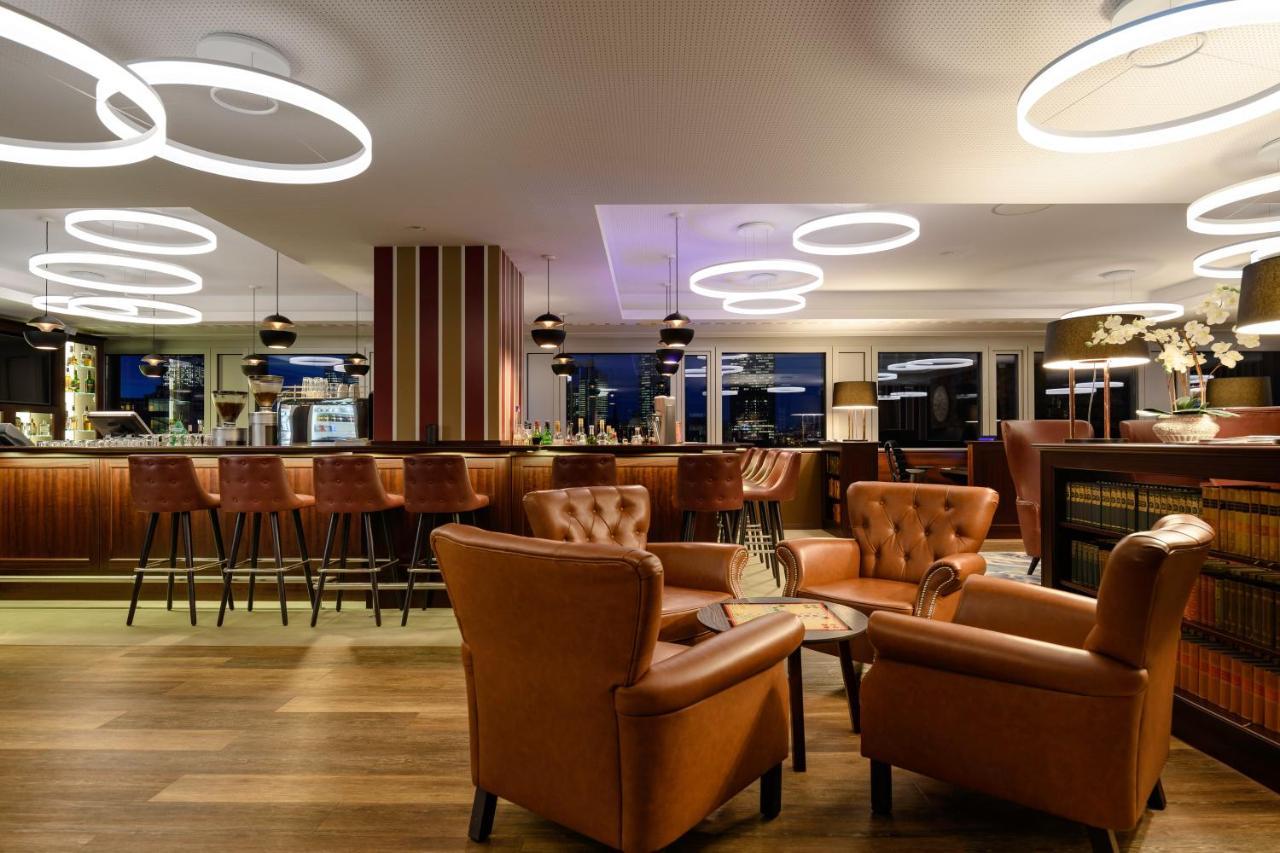 Adagio Frankfurt Messe Апарт-отель
